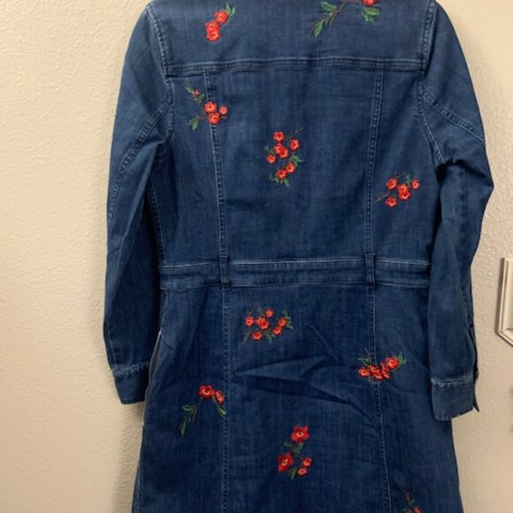 Madewell Embroidered Floral Denim Shirt Dress (wear once, pristine condition) - Picture 2 of 10